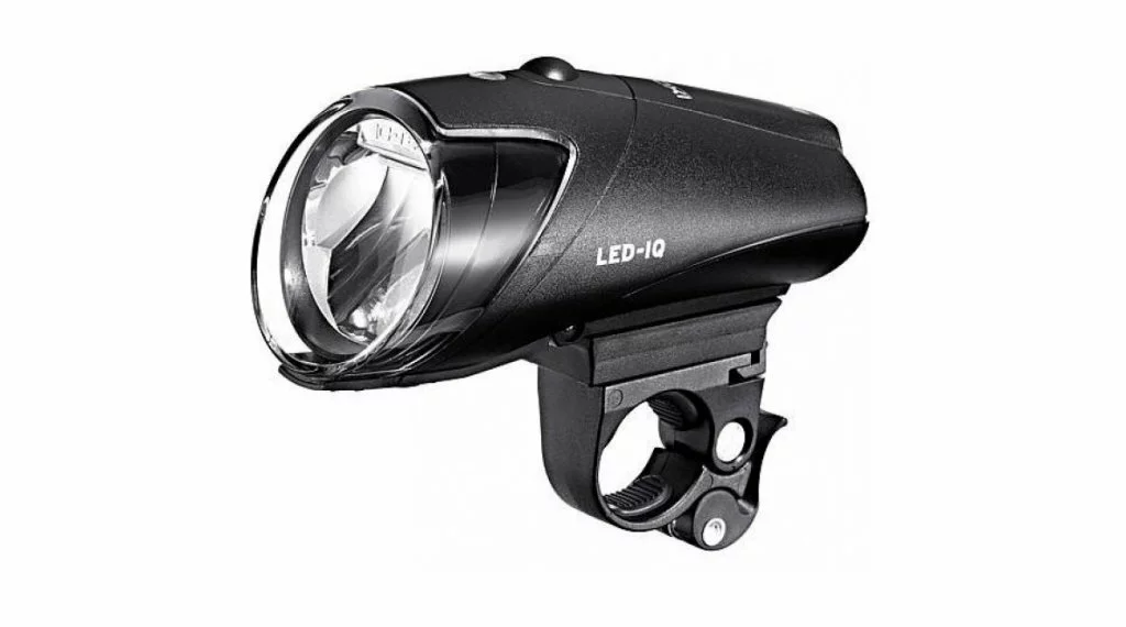 Busch & Müller Busch & Müller Ixon IQ Premium LED Lampe Frontale Chargeur Noir 3 Busch & Müller Busch & Müller Ixon IQ Premium LED Lampe Frontale Chargeur Noir