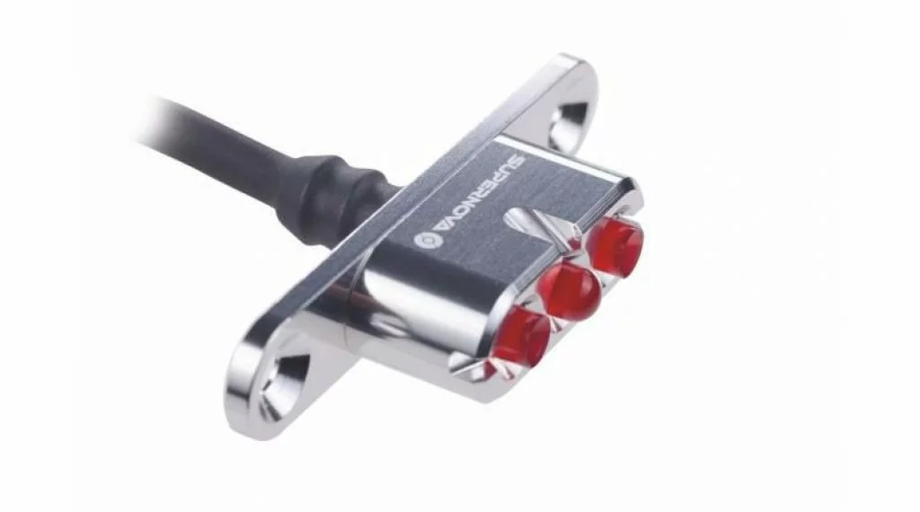 Supernova E3 2 Feu Arrière 3 Supernova E3 2 Feu Arrière