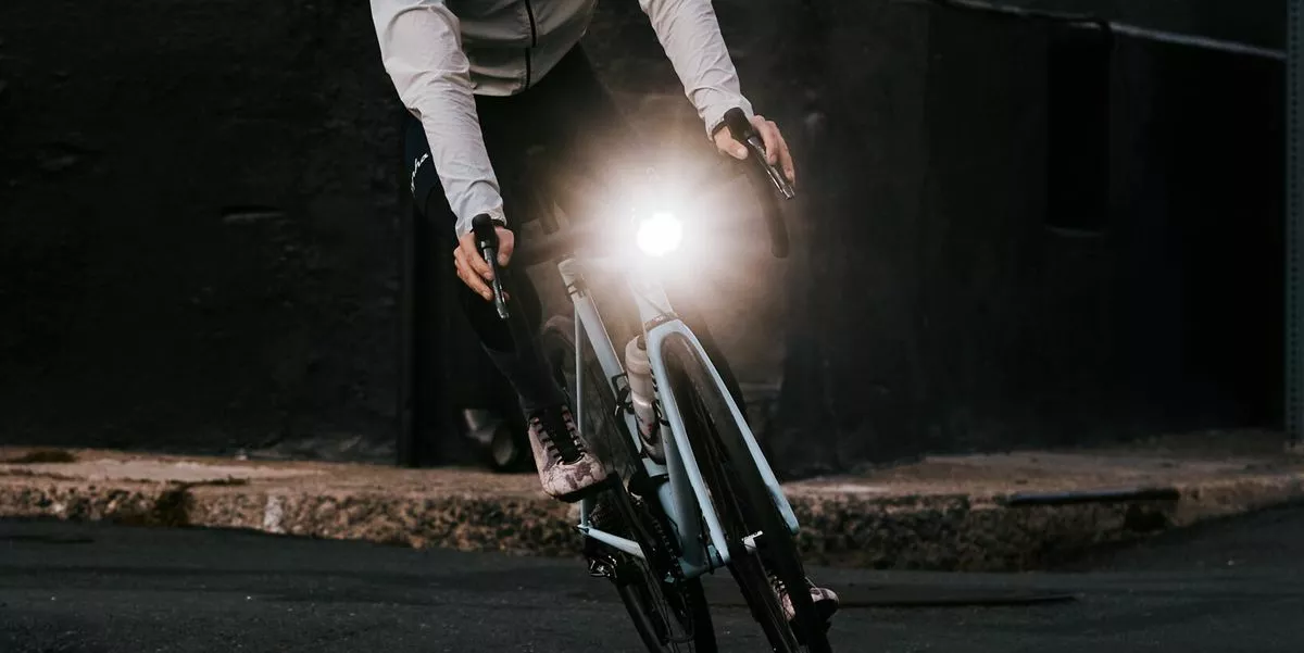 Feux avant Soldes -Feux avant Soldes light testing outdoor 0110 1 1647902860